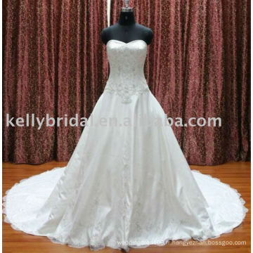 2012Elegant Lace A-line design brode les robes de mariée en ligne